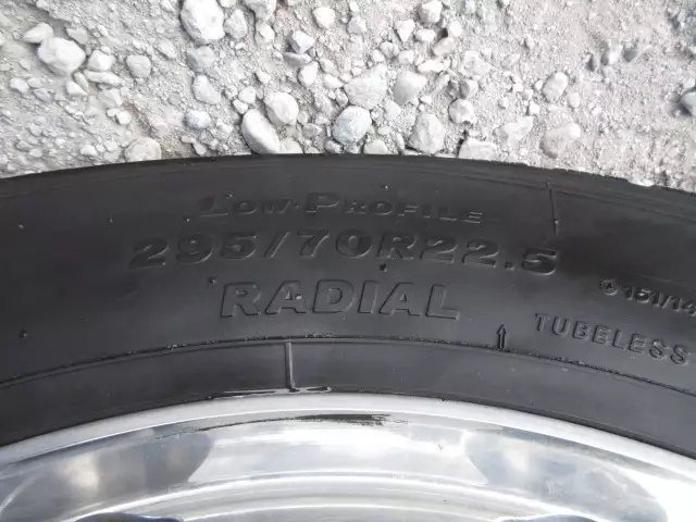 平成27年09月中古大型トラクタヘッド日野プロフィアの画像10