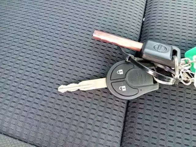 平成28年07月中古小型平ボディ日産アトラスの画像5