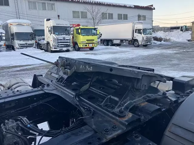 令和03年09月中古大型トラクタヘッド日野プロフィアの画像13