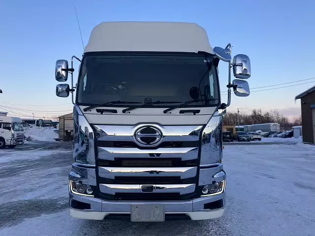 令和03年09月中古大型トラクタヘッド日野プロフィアの画像4