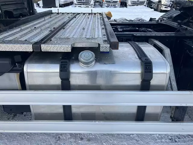 令和03年09月中古大型トラクタヘッド日野プロフィアの画像33