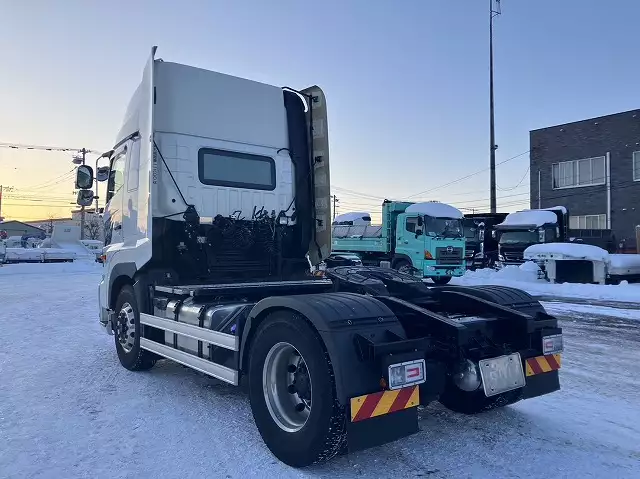 令和03年09月中古大型トラクタヘッド日野プロフィアの画像8