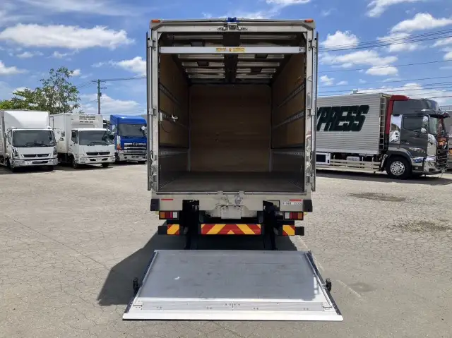 令和03年05月中古小型アルミバン・ウィングいすゞエルフの画像19