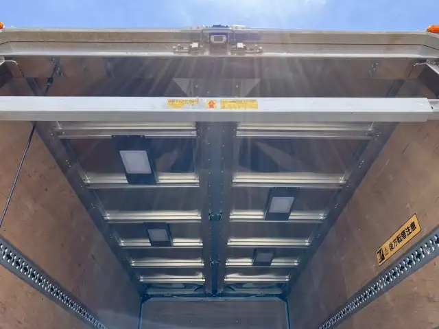 令和03年05月中古小型アルミバン・ウィングいすゞエルフの画像24