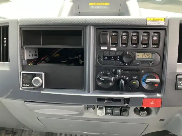 令和03年05月中古小型アルミバン・ウィングいすゞエルフの画像46