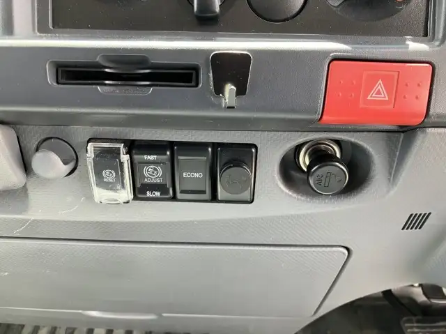 令和03年05月中古小型アルミバン・ウィングいすゞエルフの画像50