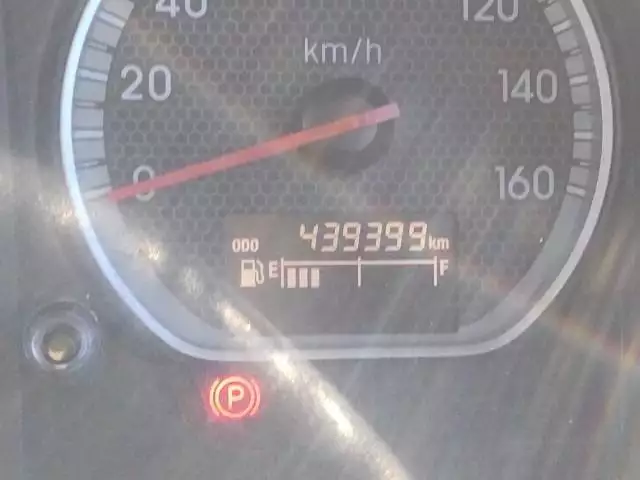 平成29年10月中古中型冷凍バン・ウィングいすゞフォワードの画像11