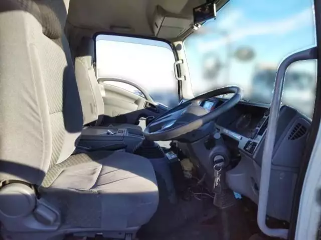 平成29年10月中古中型冷凍バン・ウィングいすゞフォワードの画像12