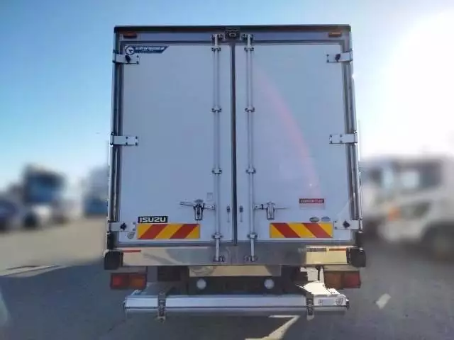 平成29年10月中古中型冷凍バン・ウィングいすゞフォワードの画像20