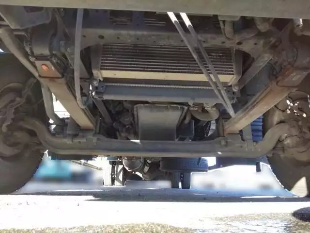 平成29年10月中古中型冷凍バン・ウィングいすゞフォワードの画像25