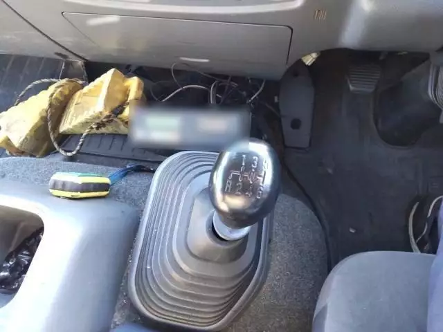 平成29年10月中古中型冷凍バン・ウィングいすゞフォワードの画像9