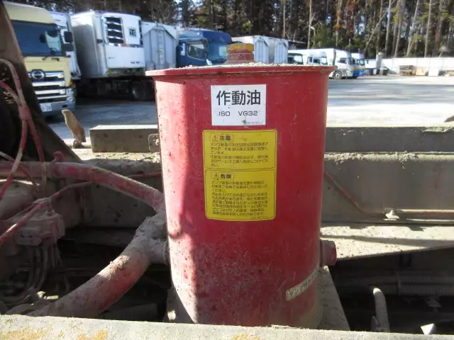 平成28年02月中古大型ダンプ日野プロフィアの画像31