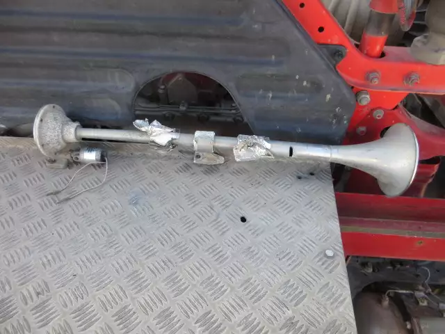 平成28年02月中古大型ダンプ日野プロフィアの画像36