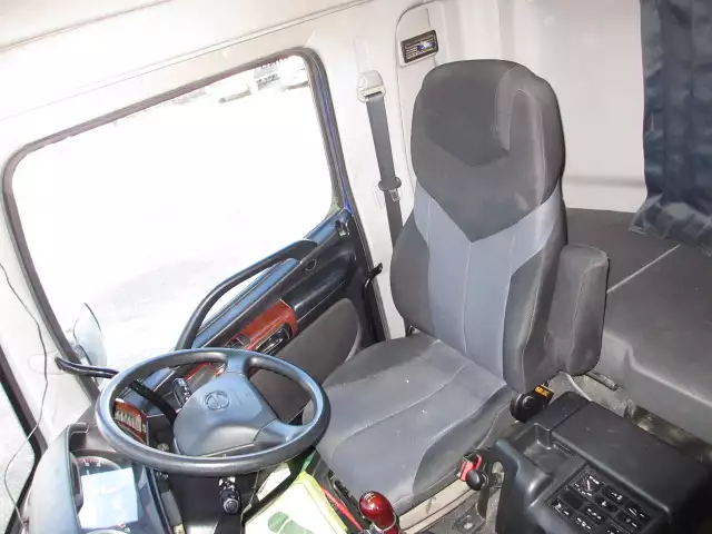 平成28年02月中古大型ダンプ日野プロフィアの画像47