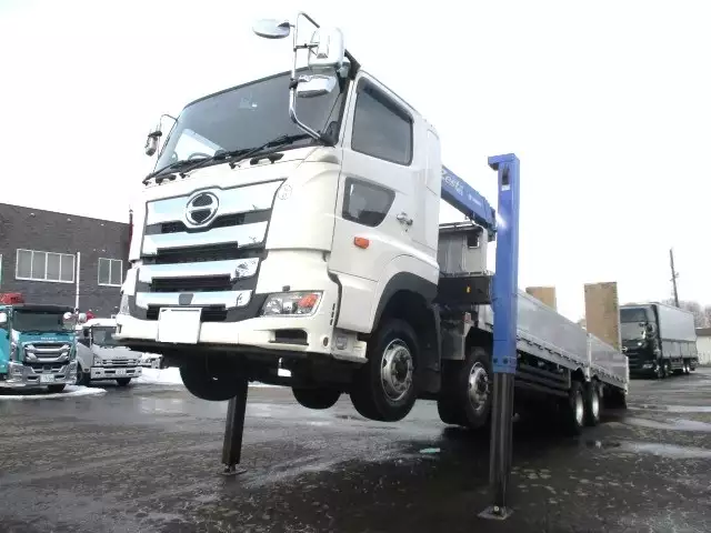 平成30年06月中古大型クレーン付日野プロフィアの画像1