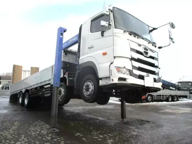 平成30年06月中古大型クレーン付日野プロフィアの画像3