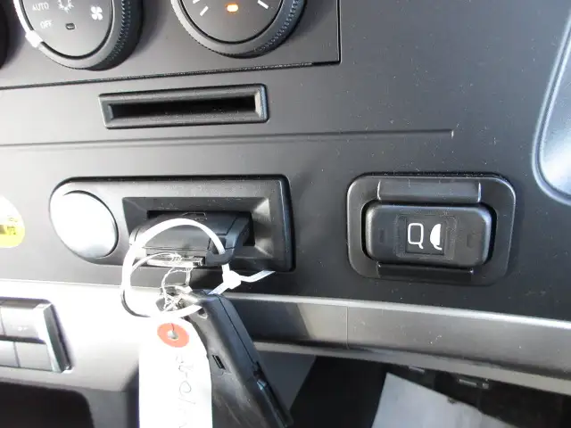 車検付:令和8年2月迄‼ 令和6年 三菱 大型セルフクレーン 394馬力 MT タダノ4段 フックイン ラジコン いそのボデー ウィンチの画像42