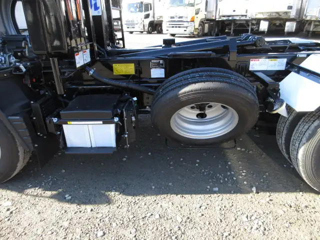 令和05年09月中古小型ミキサー車・高所作業車・その他特装車三菱ふそうキャンターの画像18