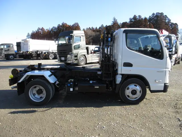 令和05年09月中古小型ミキサー車・高所作業車・その他特装車三菱ふそうキャンターの画像4