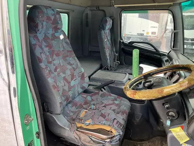 平成14年05月中古中型クレーン付日野レンジャーの画像17