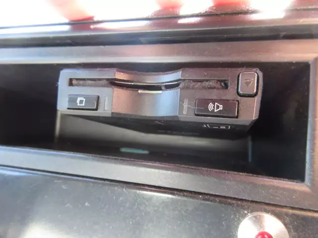 平成30年08月中古小型冷凍バン・ウィング日野デュトロの画像36