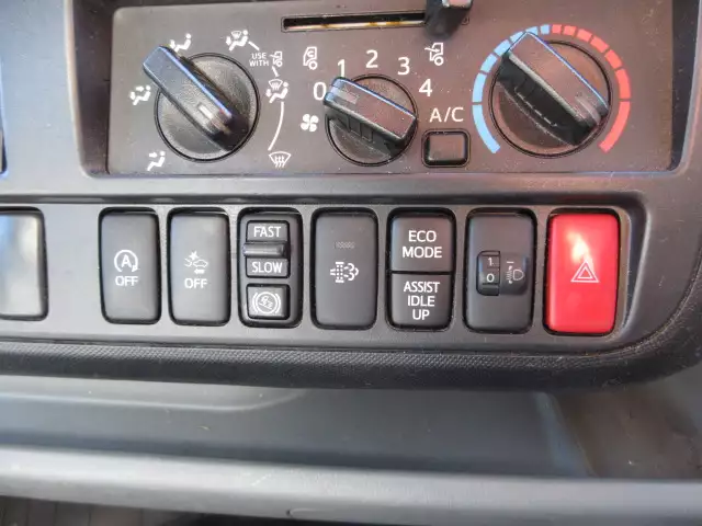 平成30年08月中古小型冷凍バン・ウィング日野デュトロの画像37