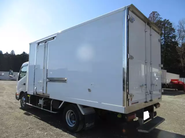 平成30年08月中古小型冷凍バン・ウィング日野デュトロの画像7