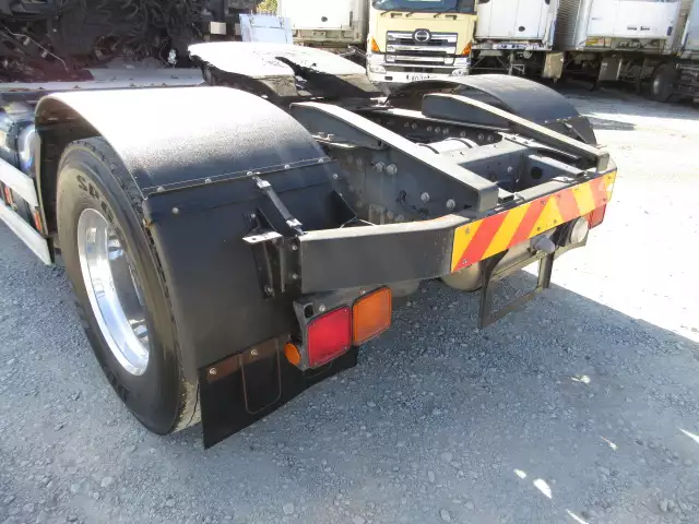 平成26年01月中古大型トラクタヘッド日野プロフィアの画像17