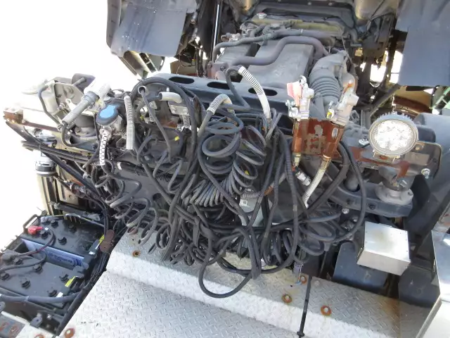 平成26年01月中古大型トラクタヘッド日野プロフィアの画像26