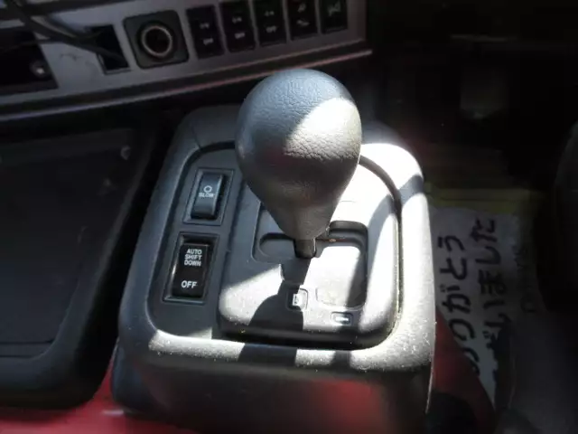 平成26年01月中古大型トラクタヘッド日野プロフィアの画像33