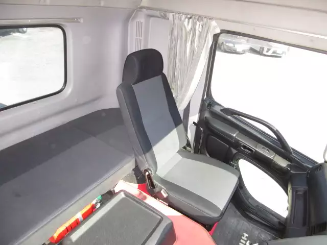 平成26年01月中古大型トラクタヘッド日野プロフィアの画像45