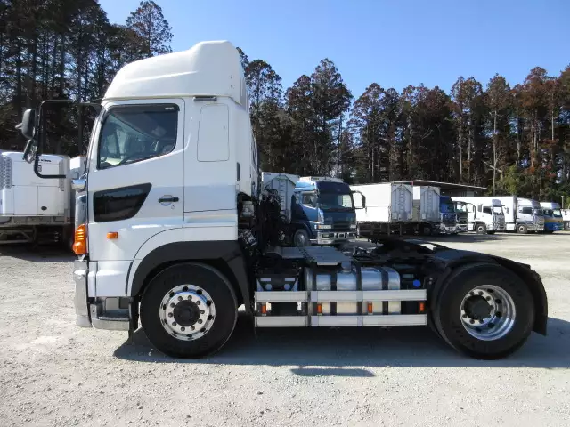 平成26年01月中古大型トラクタヘッド日野プロフィアの画像8