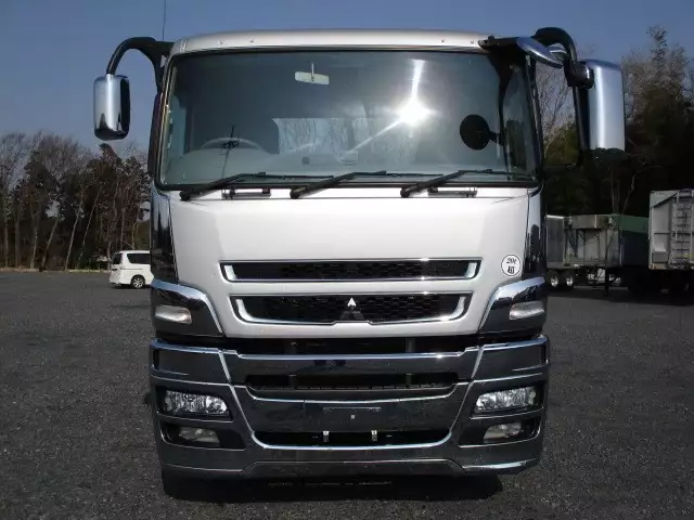 平成25年11月中古大型トラクタヘッド三菱ふそうスーパーグレートの画像2