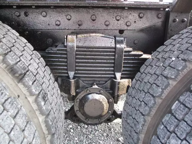 平成25年11月中古大型トラクタヘッド三菱ふそうスーパーグレートの画像20