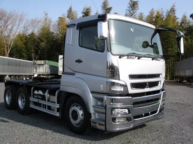 平成25年11月中古大型トラクタヘッド三菱ふそうスーパーグレートの画像3