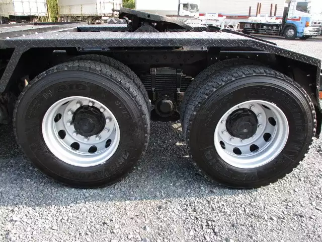 平成25年11月中古大型トラクタヘッド三菱ふそうスーパーグレートの画像30
