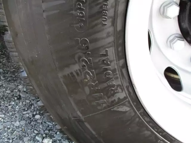 平成25年11月中古大型トラクタヘッド三菱ふそうスーパーグレートの画像31