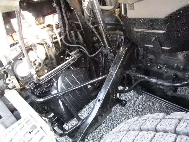 平成25年11月中古大型トラクタヘッド三菱ふそうスーパーグレートの画像33