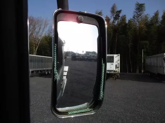 平成25年11月中古大型トラクタヘッド三菱ふそうスーパーグレートの画像40