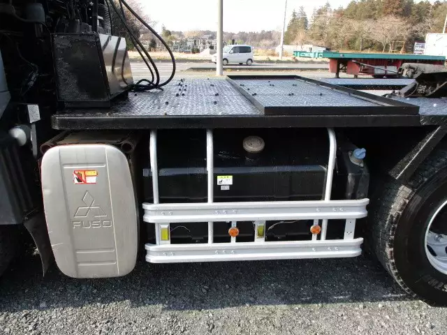 平成25年11月中古大型トラクタヘッド三菱ふそうスーパーグレートの画像7