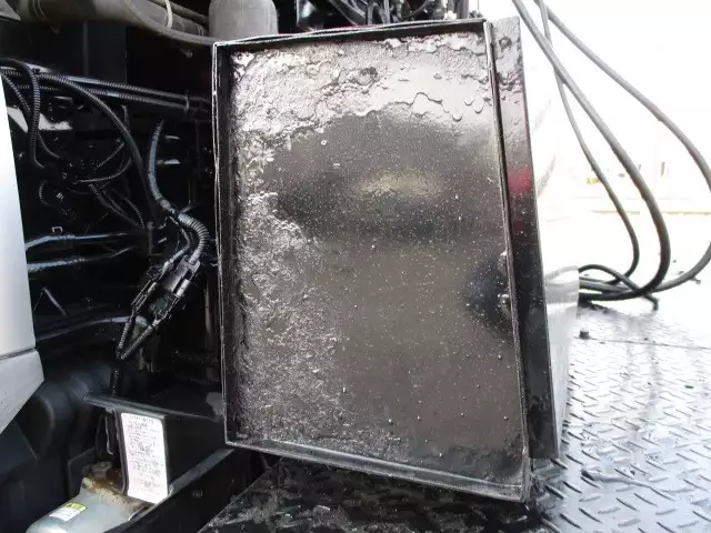 平成25年11月中古大型トラクタヘッド三菱ふそうスーパーグレートの画像8