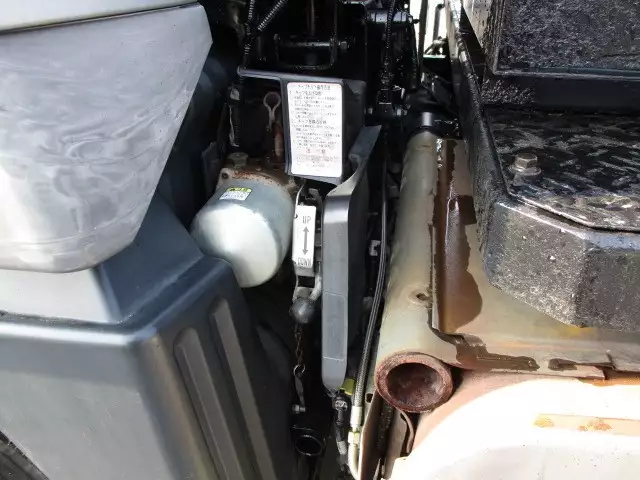 平成25年11月中古大型トラクタヘッド三菱ふそうスーパーグレートの画像9