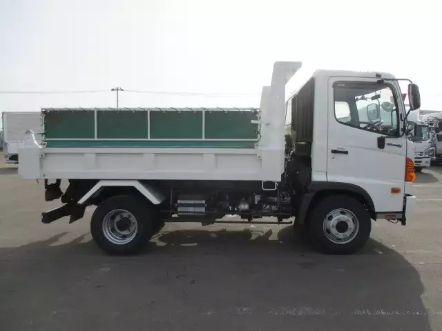 平成29年08月中古中型ダンプ日野レンジャーの画像4