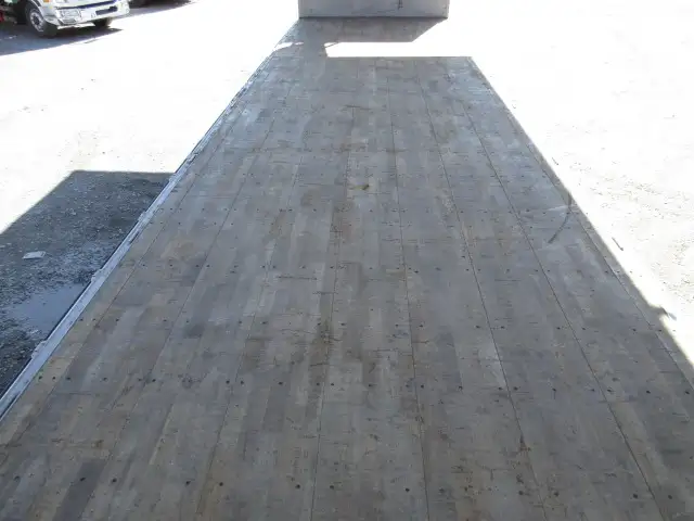 車検付(R6.7)令和3年 いすゞ 低床4軸ウィング 距離:21万㎞ 380馬力 MT 積載:14,200kg バックモニター ETC2.0 ナビの画像35