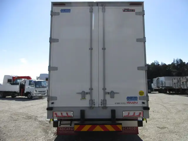 車検付(R6.7)令和3年 いすゞ 低床4軸ウィング 距離:21万㎞ 380馬力 MT 積載:14,200kg バックモニター ETC2.0 ナビの画像6