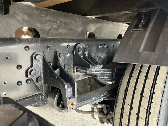 ☆車検付き(R7.2.15)☆ 令和6年 三菱 増トンセルフクレーン タダノ4段 ラジコン 240馬力 MT リーフサス 積載:7,000㎏ 距離:1,000㎞未満の画像25