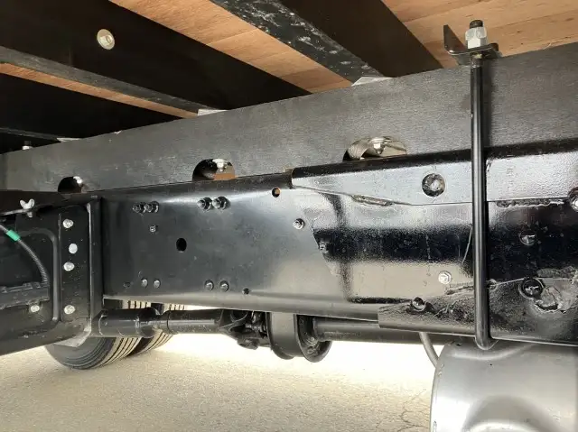 ☆車検付き(R7.2.15)☆ 令和6年 三菱 増トンセルフクレーン タダノ4段 ラジコン 240馬力 MT リーフサス 積載:7,000㎏ 距離:1,000㎞未満の画像29