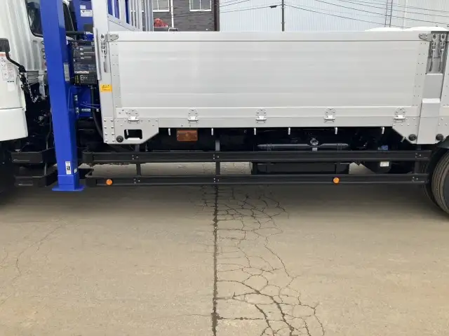 ☆車検付き(R7.2.15)☆ 令和6年 三菱 増トンセルフクレーン タダノ4段 ラジコン 240馬力 MT リーフサス 積載:7,000㎏ 距離:1,000㎞未満の画像37