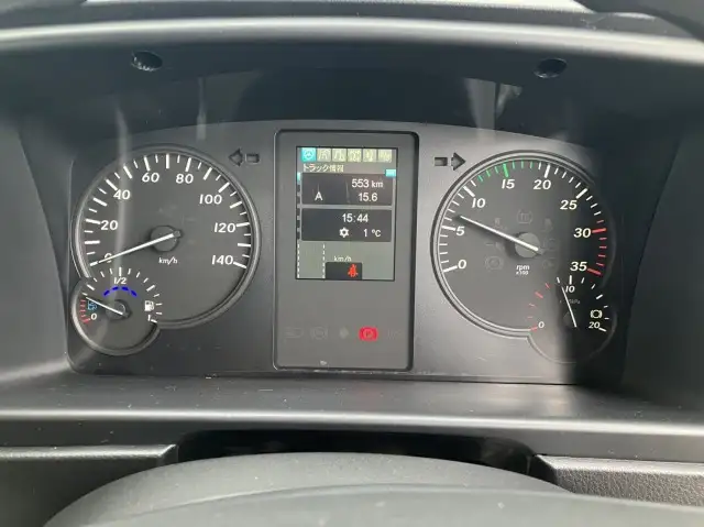 ☆車検付き(R7.2.15)☆ 令和6年 三菱 増トンセルフクレーン タダノ4段 ラジコン 240馬力 MT リーフサス 積載:7,000㎏ 距離:1,000㎞未満の画像47