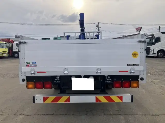 ☆車検付き(R7.2.15)☆ 令和6年 三菱 増トンセルフクレーン タダノ4段 ラジコン 240馬力 MT リーフサス 積載:7,000㎏ 距離:1,000㎞未満の画像6